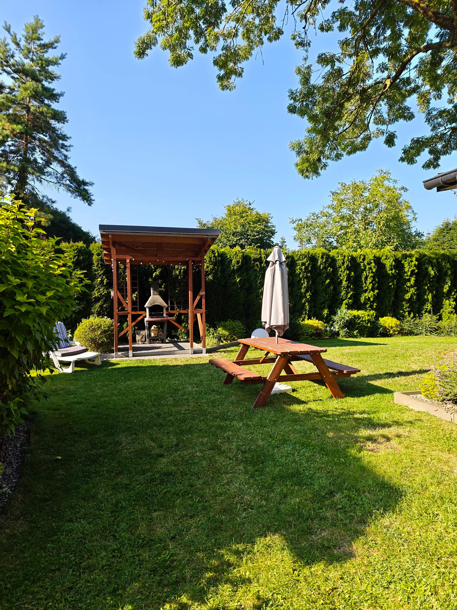 Grillplatz auf dem Gelände